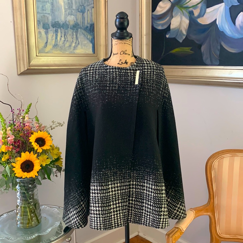 Ted Baker London Designer wool fall winter cape black PLAID TARTAN S M